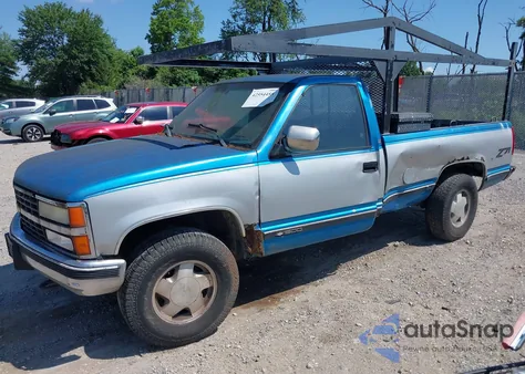 1991 Chevrolet Gmt-400 K1500 из США, поврежденный, VIN 1GCEK14K8ME112474